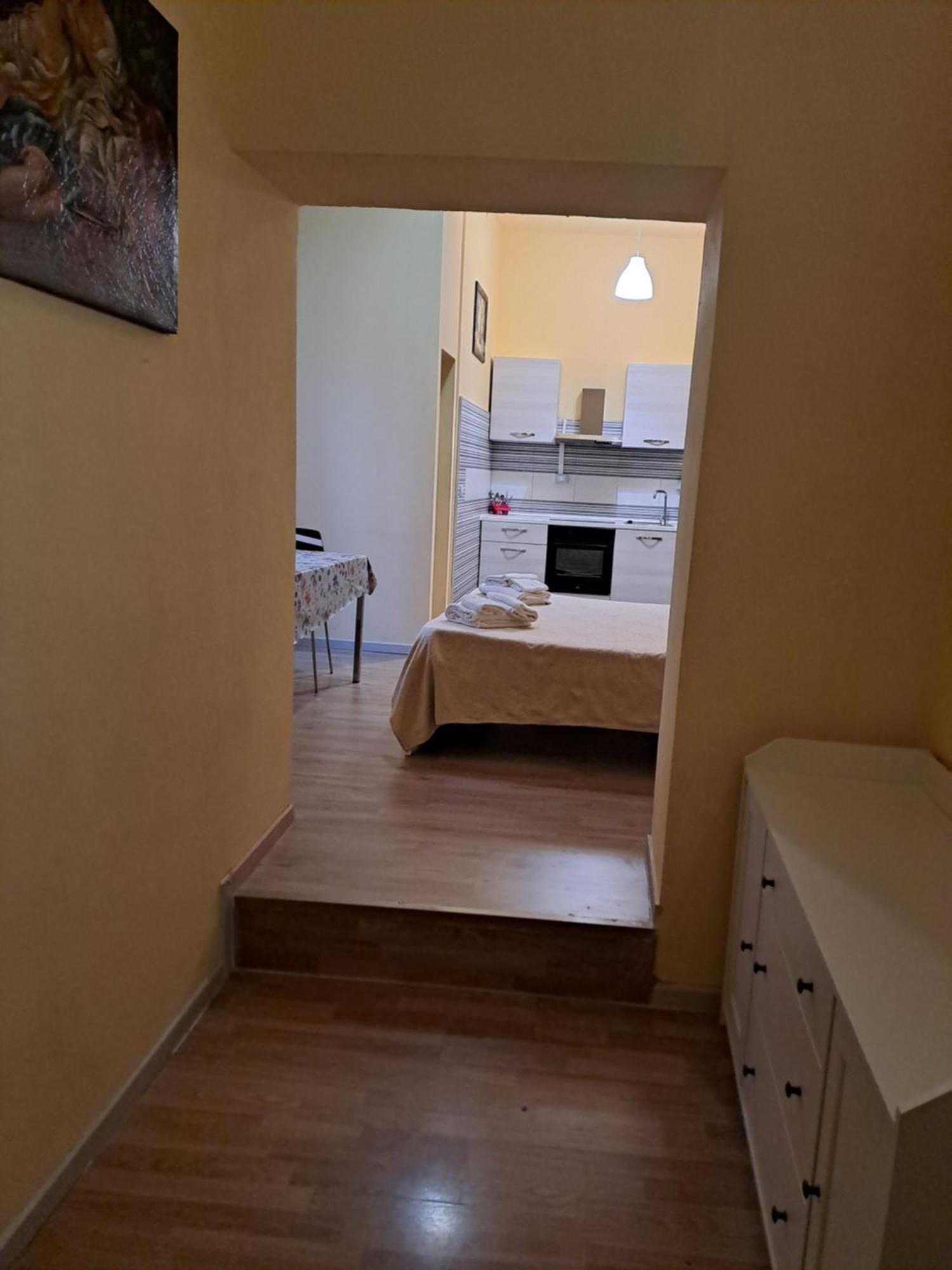 Giappone Inn Flat Livorno Exterior foto