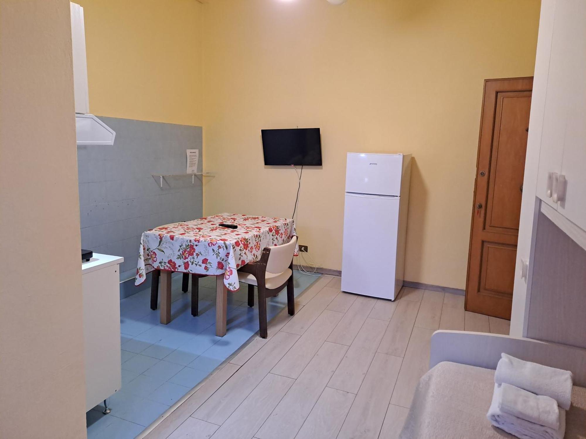 Giappone Inn Flat Livorno Exterior foto